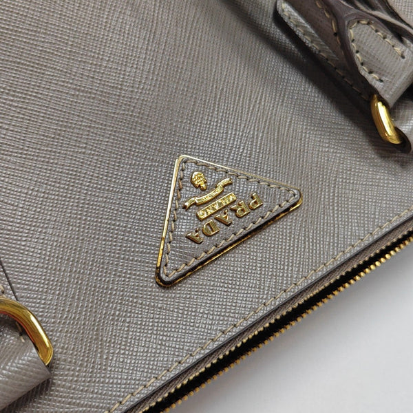 Galleria Large Saffiano Calfskin Gray