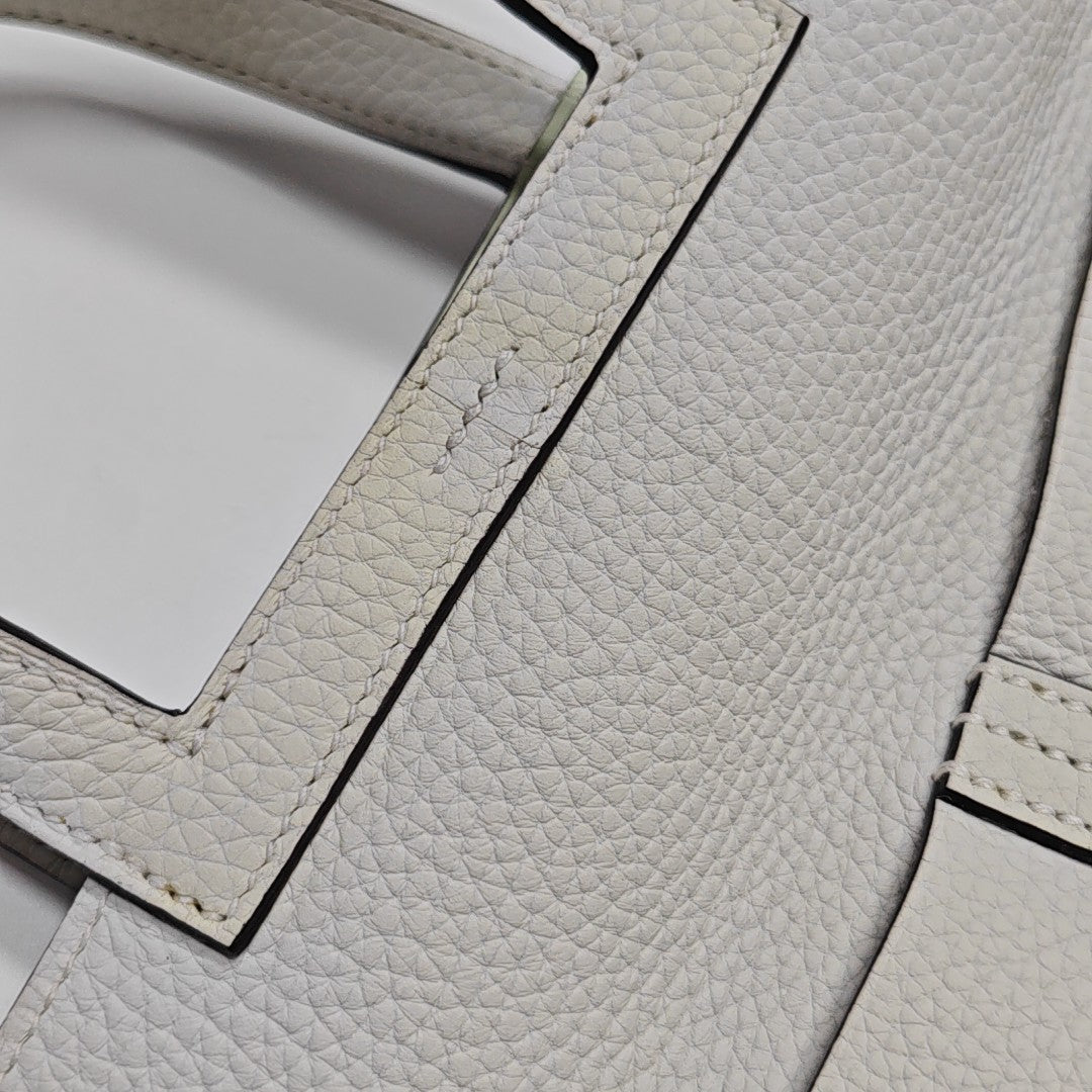 Halzan 25 Clemence White