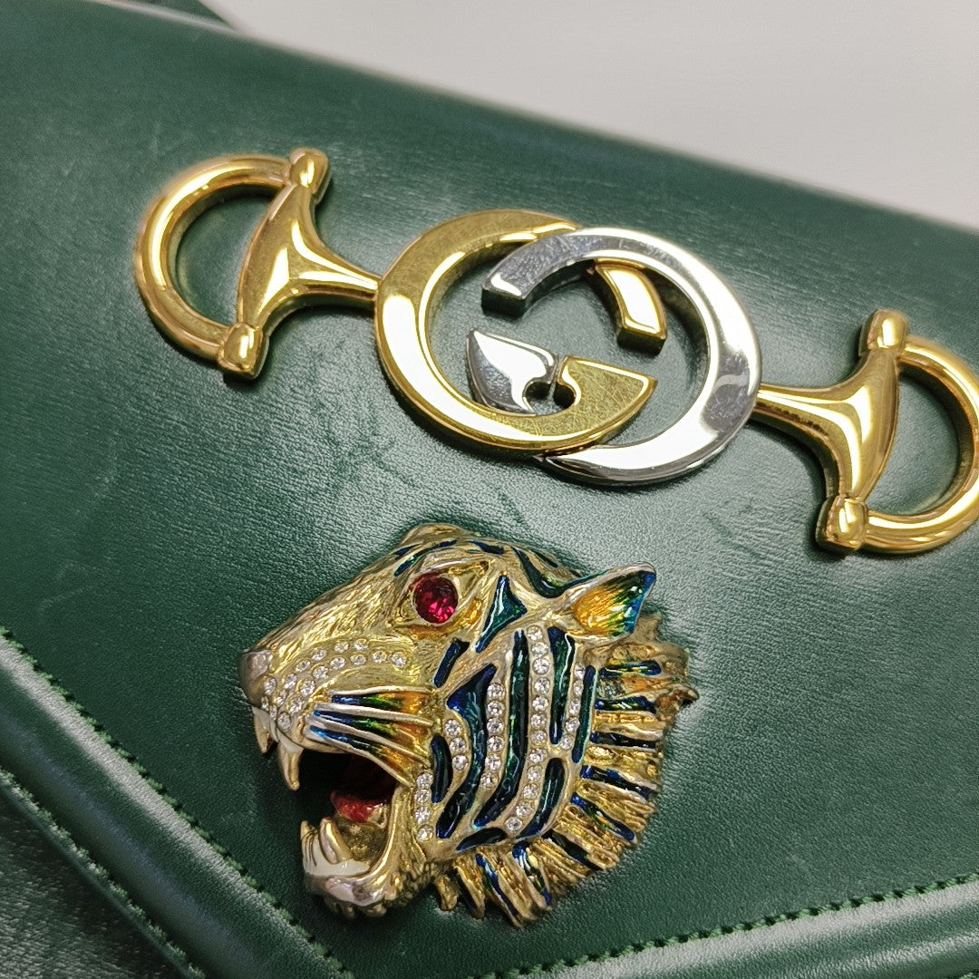 Rajah Medium Calfskin Green