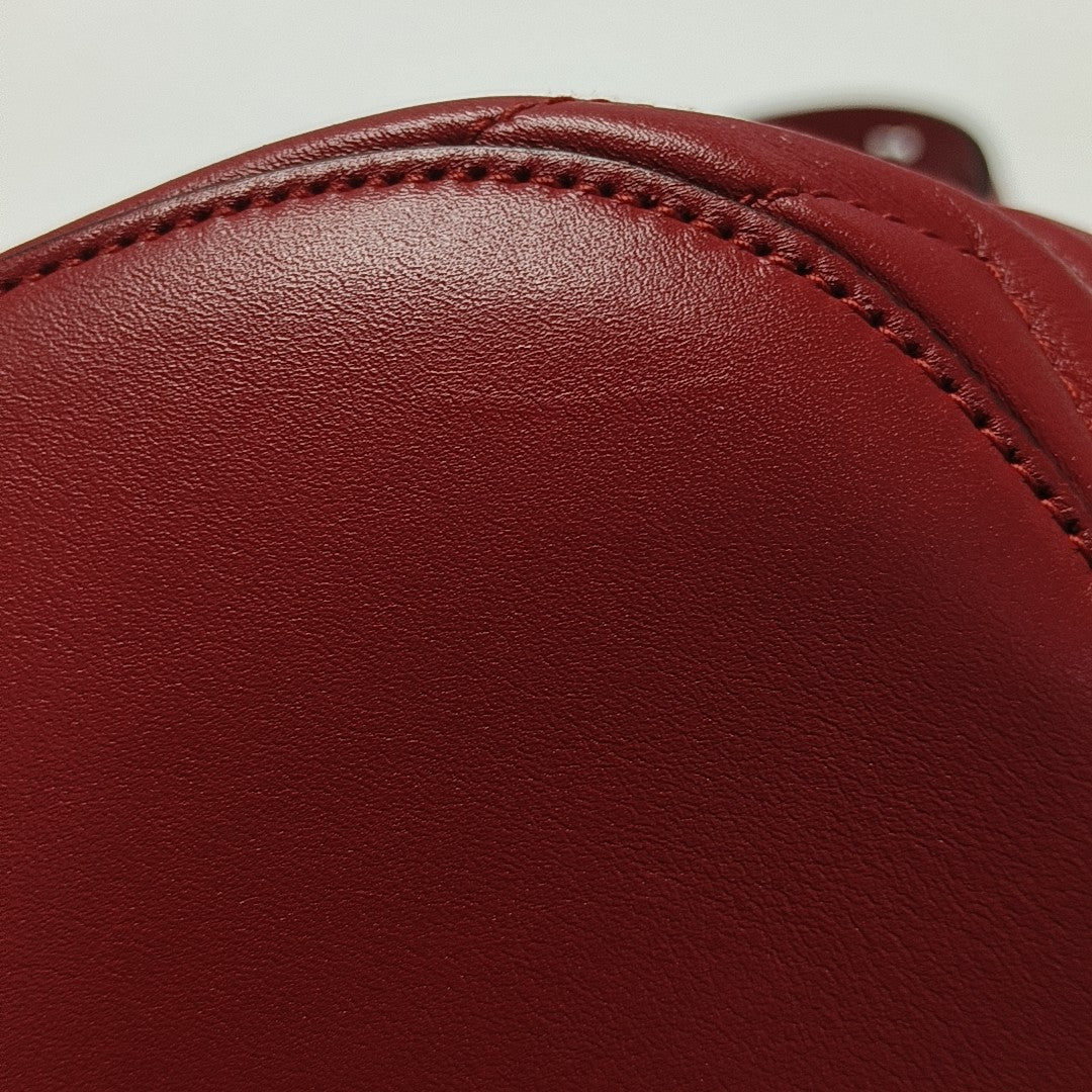 GG Marmont Small Quilted Calfskin Red