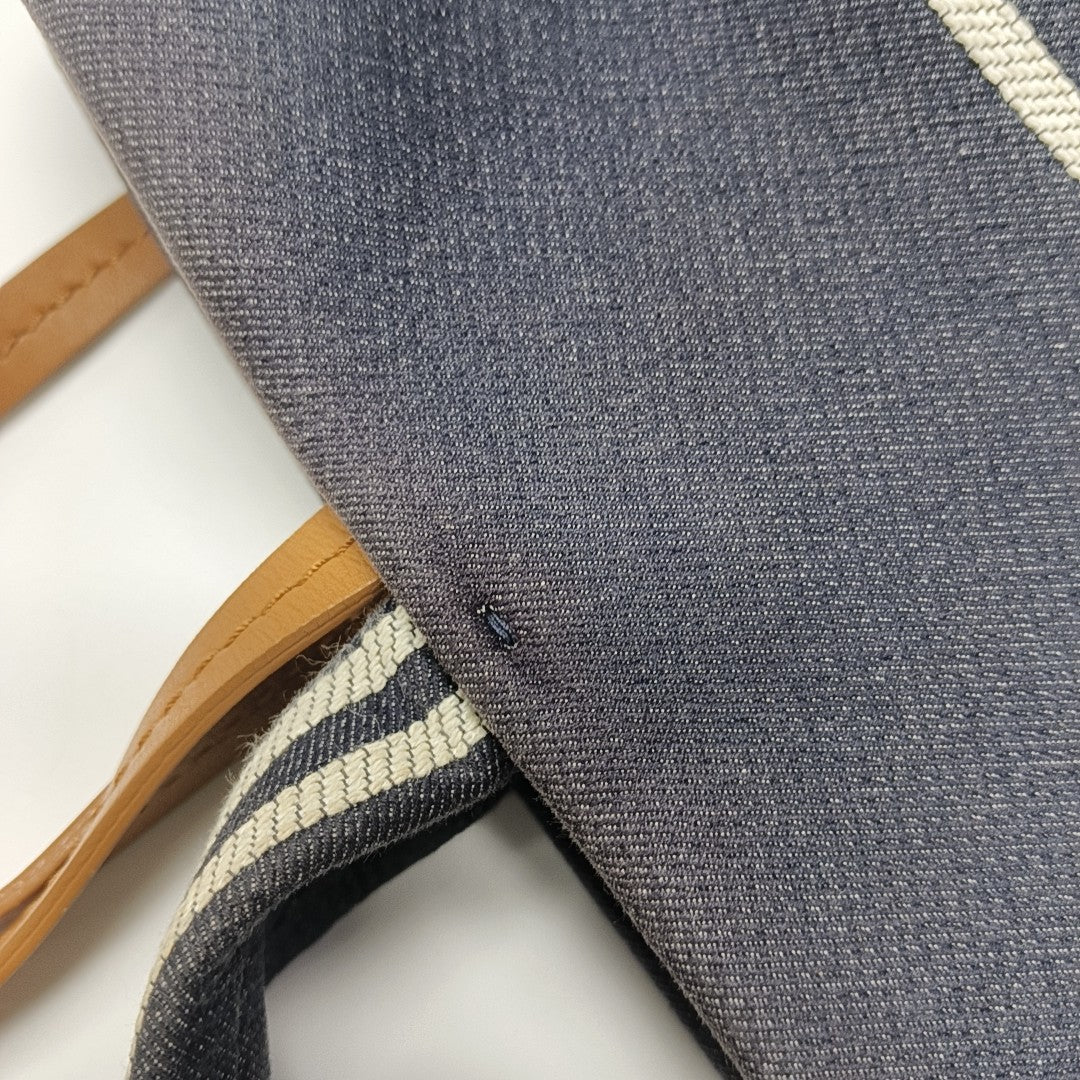 Canvas Blue