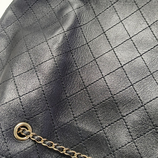DRAWSTRING Quilted Calfskin Black