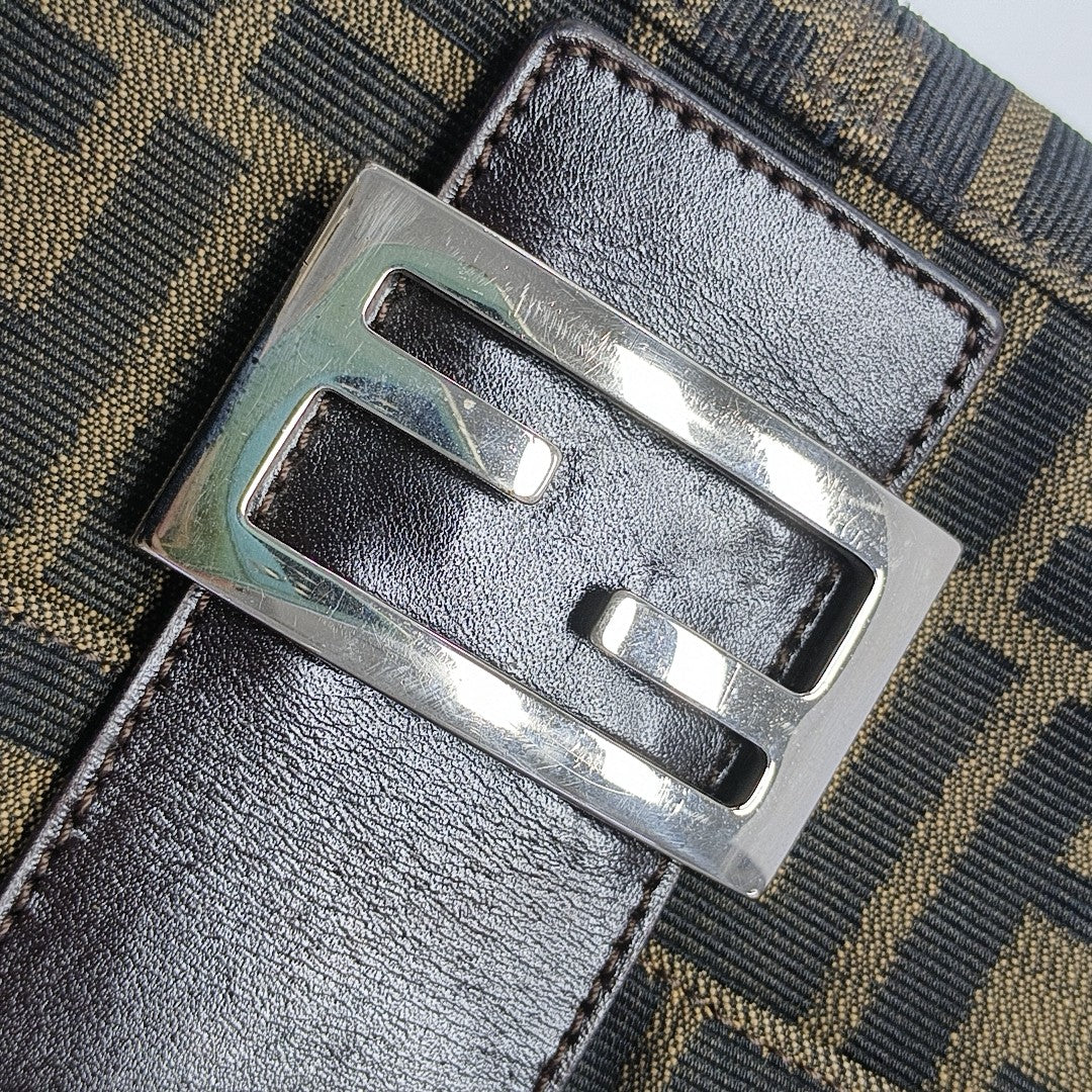 Baguette Medium Canvas Brown