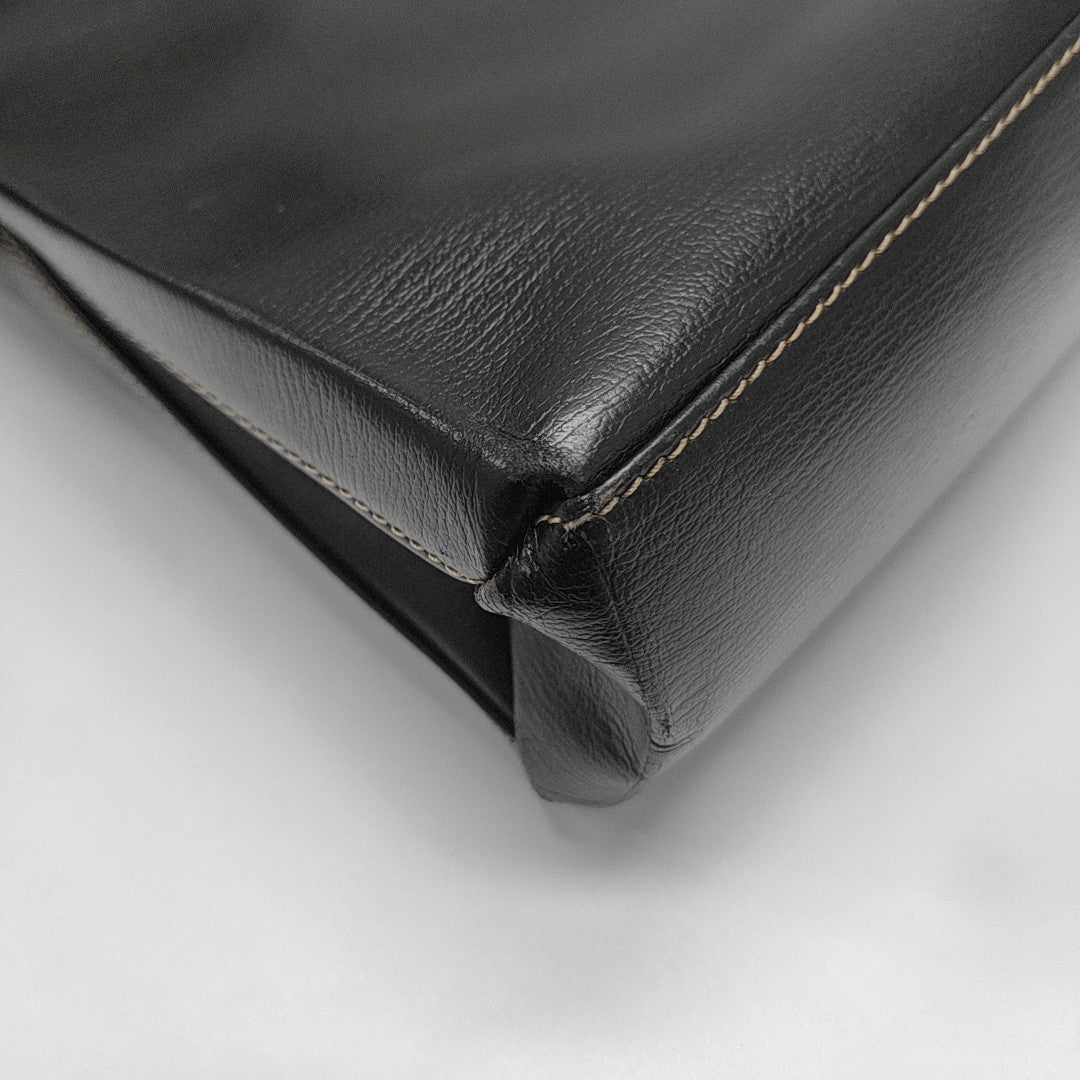 Velazquez Calfskin Black
