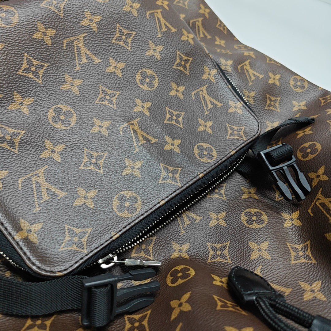 Coated Canvas Backpack Brown