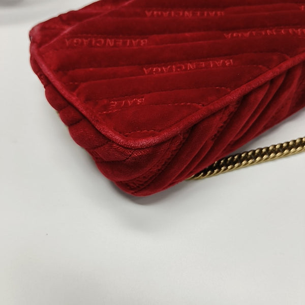 BB Velvet Red