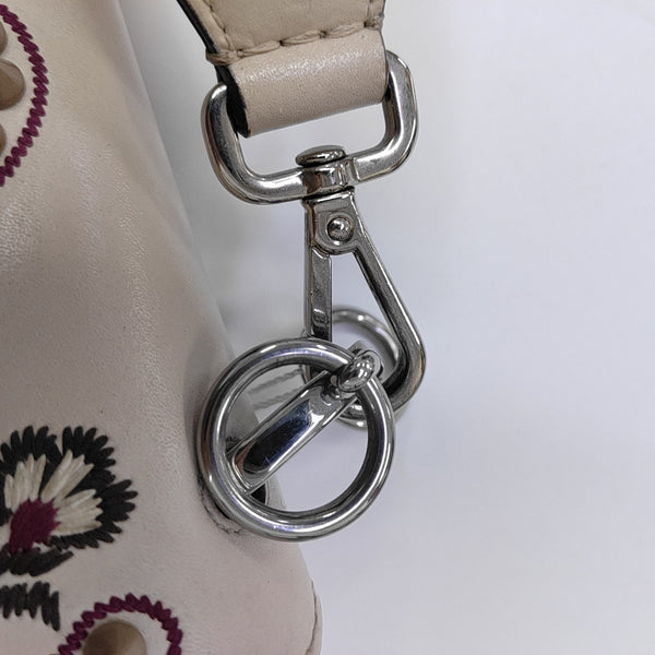 Kan I Medium Calfskin White
