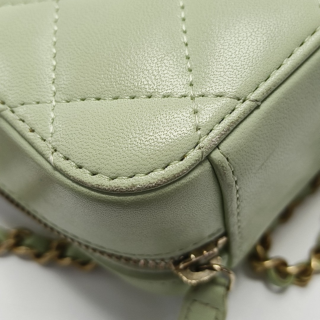 SURPIQUE Quilted Lambskin Green
