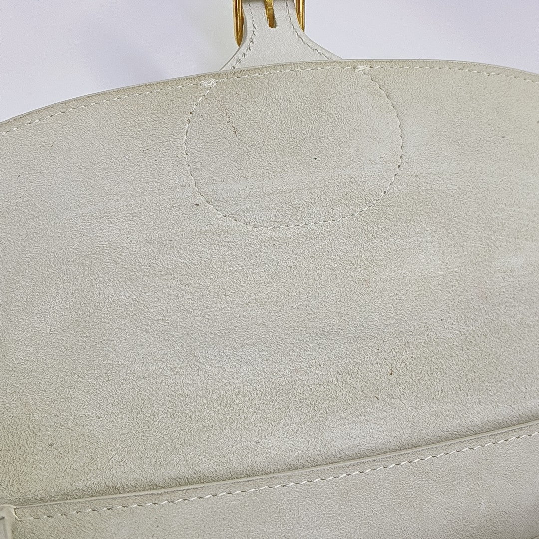 Bobby Medium Calfskin White