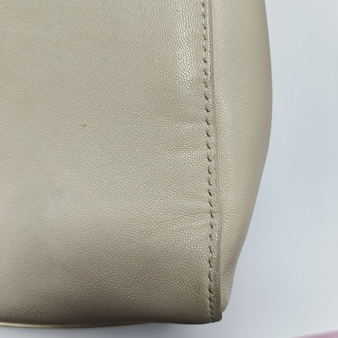 Peekaboo Mini Calfskin White