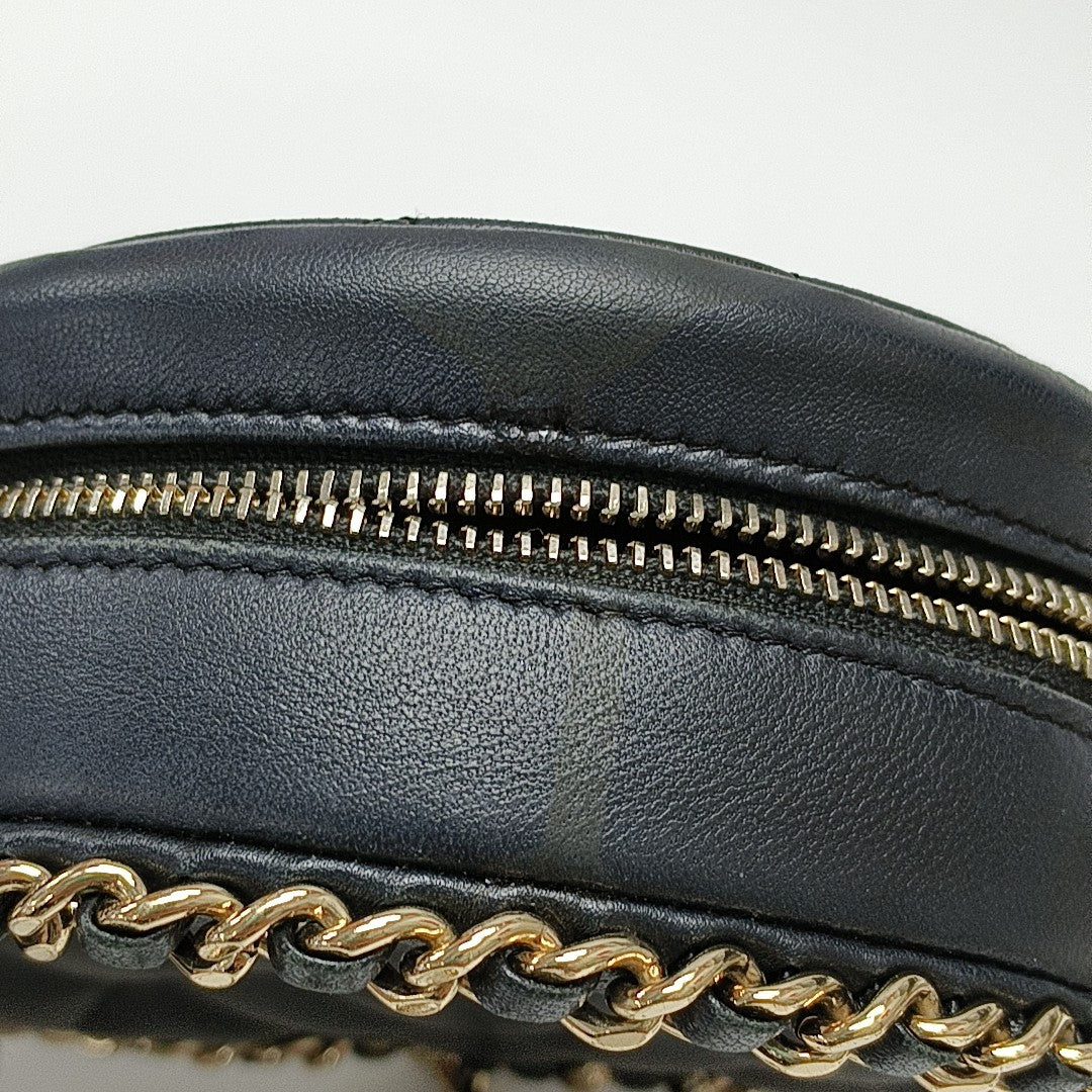 Quilted Lambskin Shoulder Bag Black