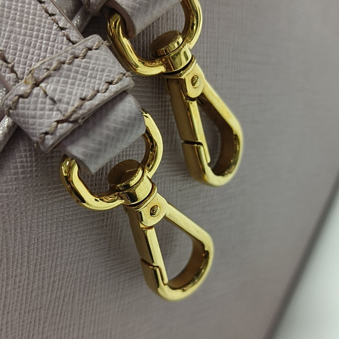 Galleria Medium Saffiano Calfskin Pink