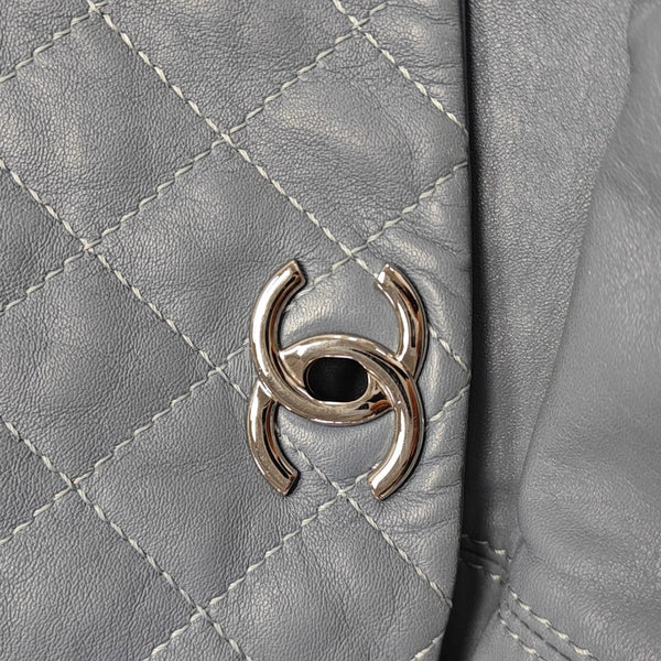 Quilted Lambskin Shoulder Bag Blue