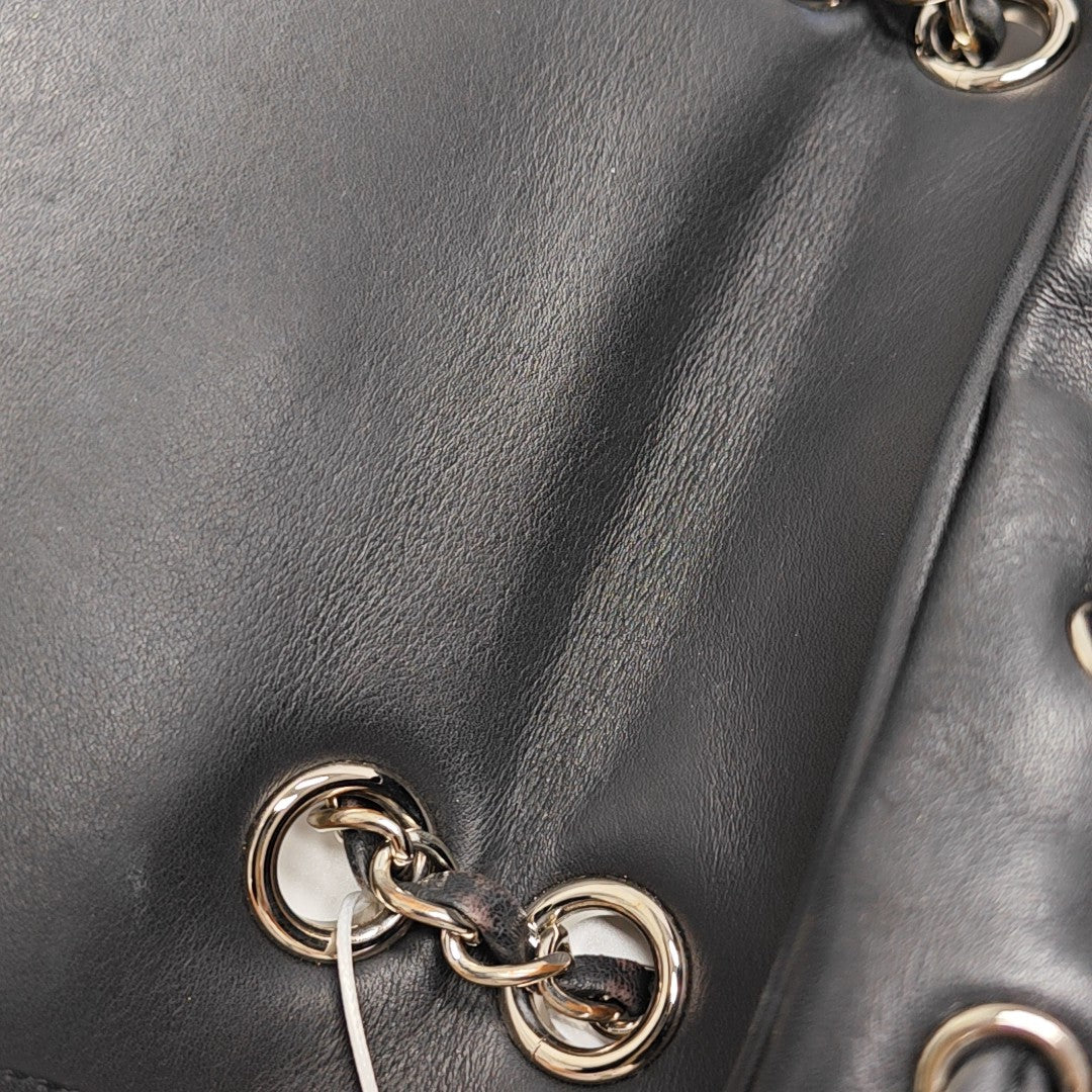 URBAN SPIRIT Small Chevron Calfskin Black
