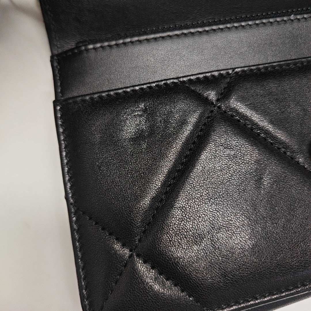 CHANEL 19 WOC Quilted Lambskin Black