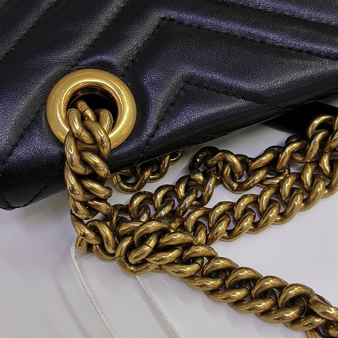 GG Marmont Medium Quilted Calfskin Black