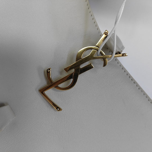 LE 5 À 7 Small Calfskin White