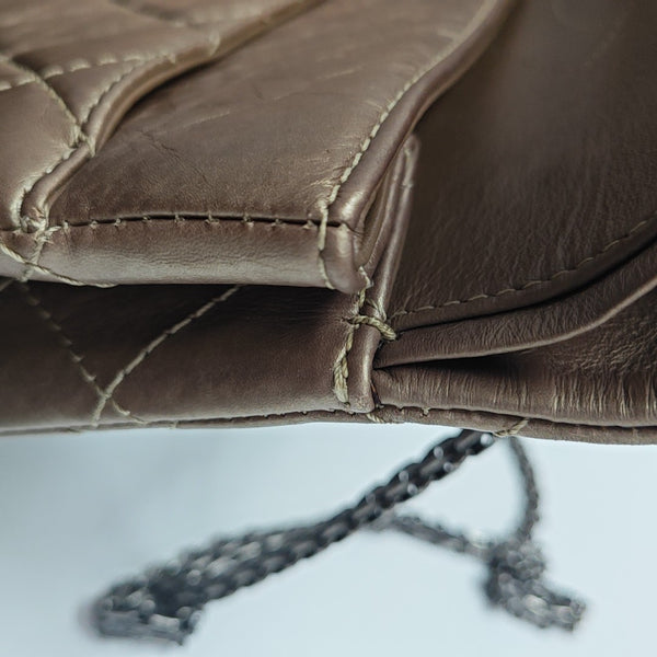 2.55 Maxi Quilted Calfskin Gold