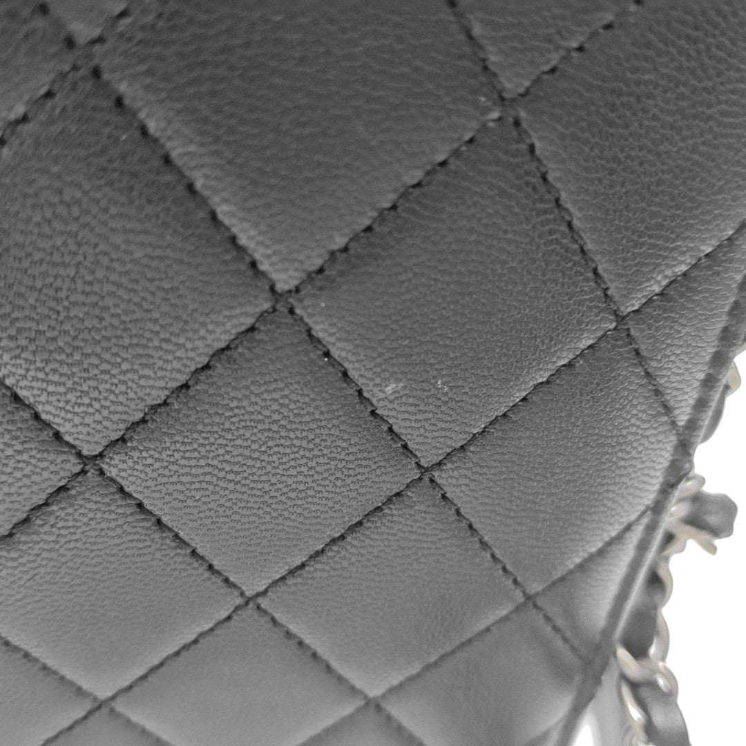 CLASSIC VERTICAL PEARL Quilted Lambskin Black