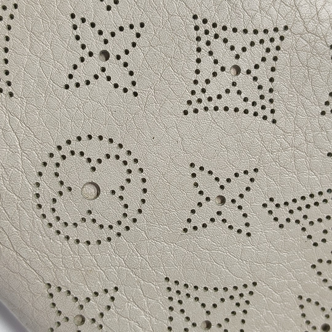 AMELIA Monogram Calfskin Beige Wallet