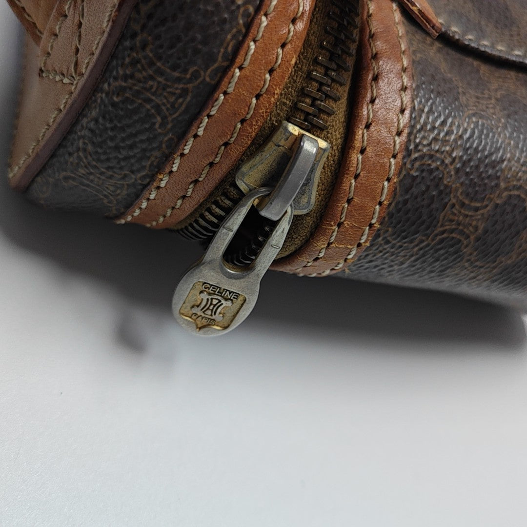 BOLSOS COSMÉTICOS MACADAM TOP HANDLE Lona revestida Marrón