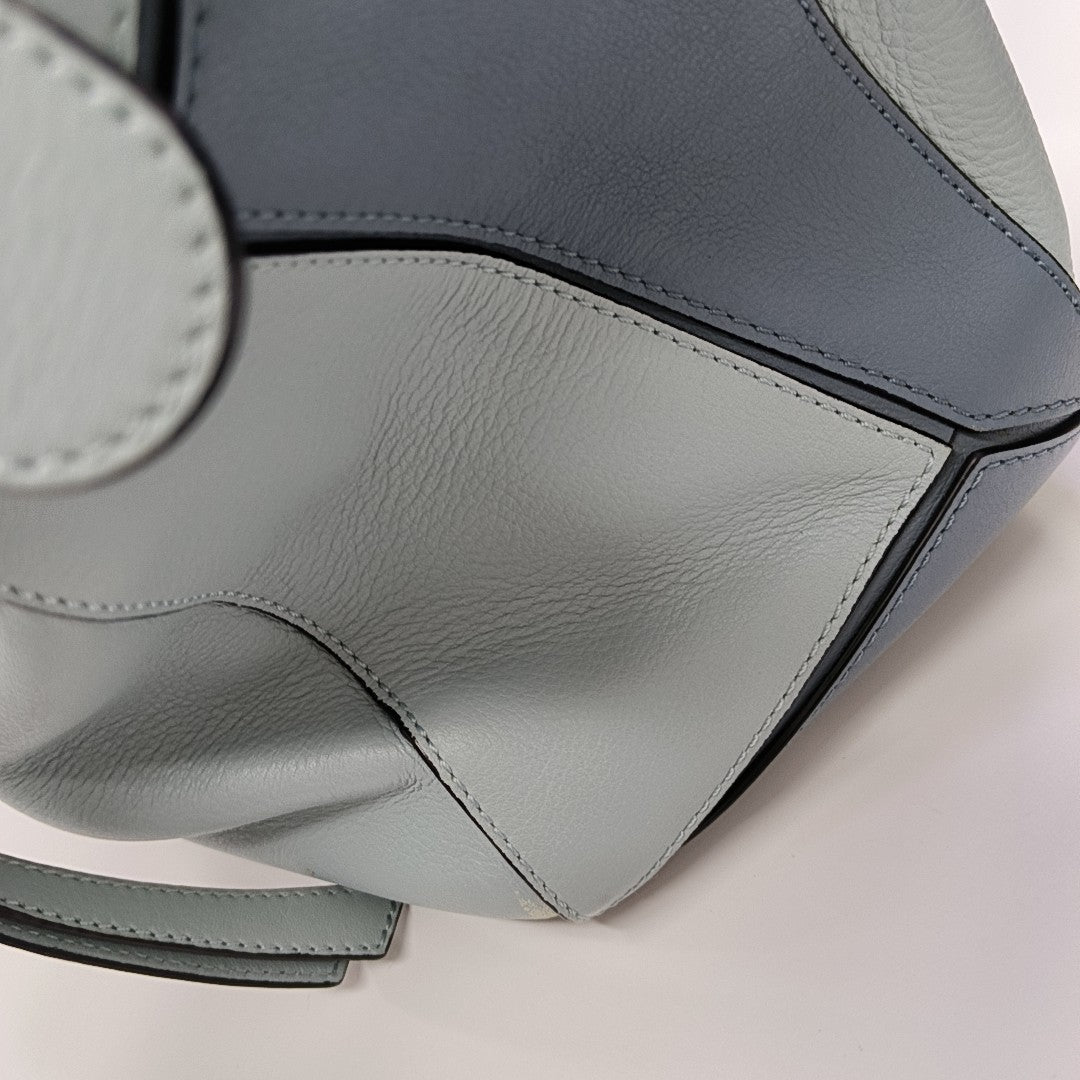 Puzzle Medium Calfskin Blue
