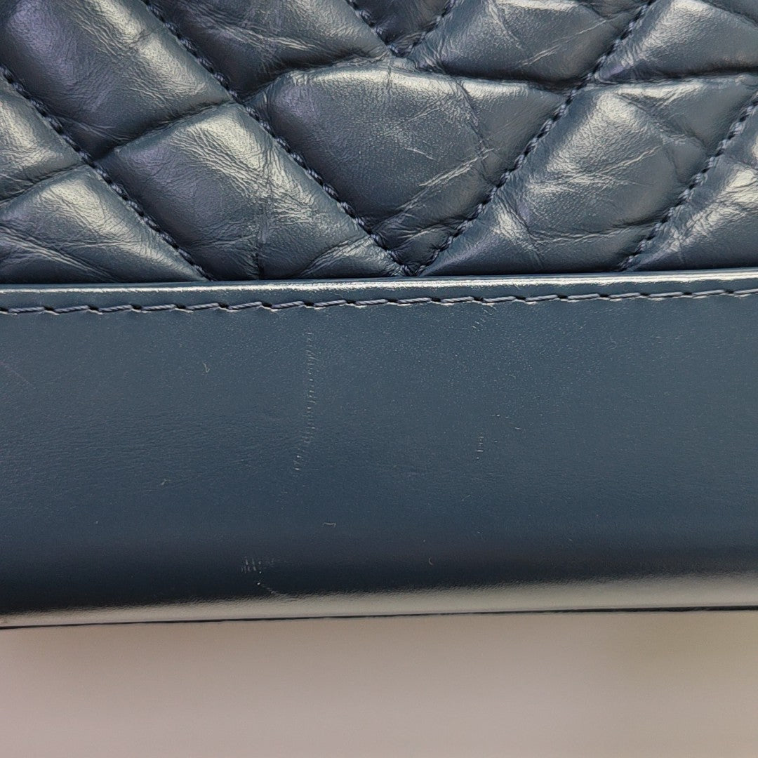 GABRIELLE Small Chevron Calfskin Blue