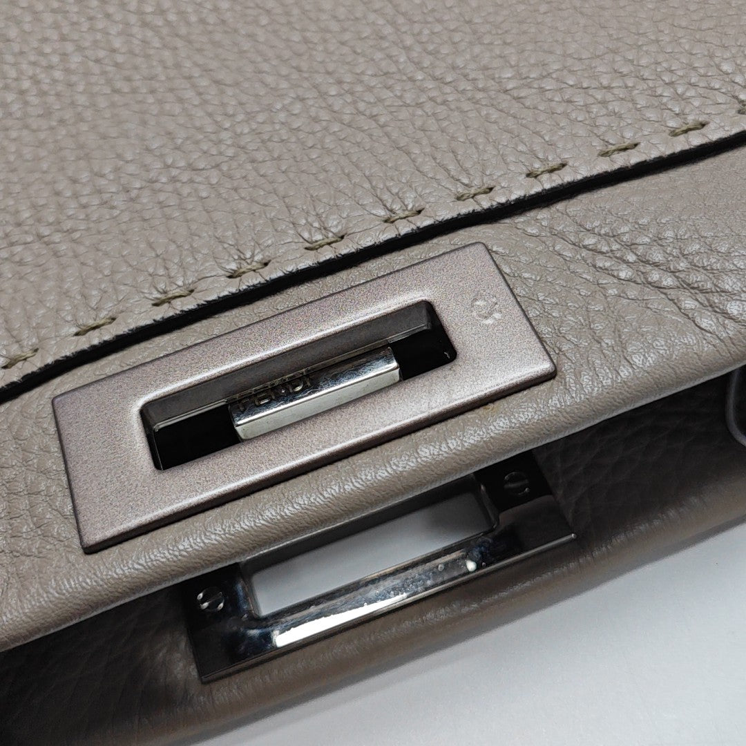 Peekaboo Medium Calfskin Gray