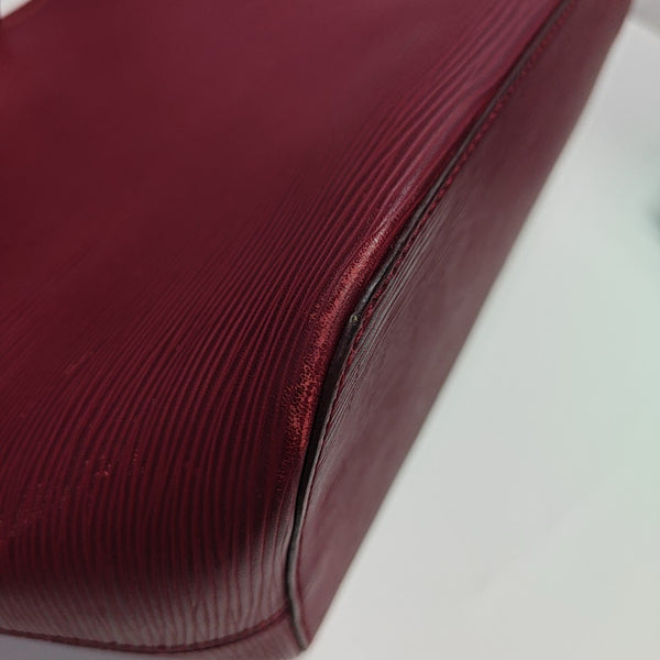 NEVERFULL MM Epi Red