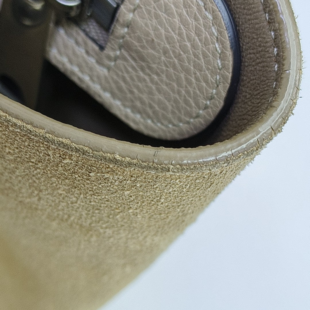 TRAPEZE Small Calfskin Beige