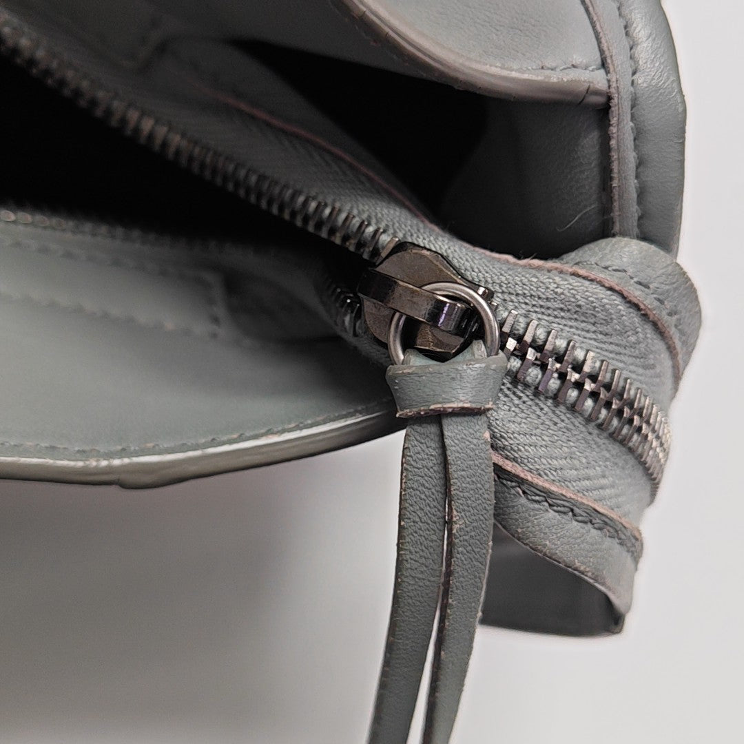 Classic Metallic Edge City Medium Nylon Gray