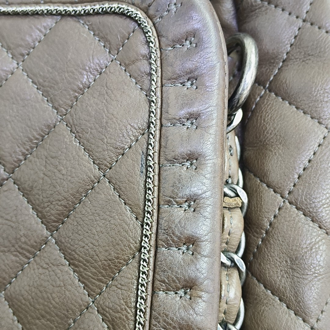 LUXURY LINE Quilted Calfskin Gray
