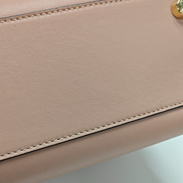 Peekaboo  Essential Medium Calfskin Pink