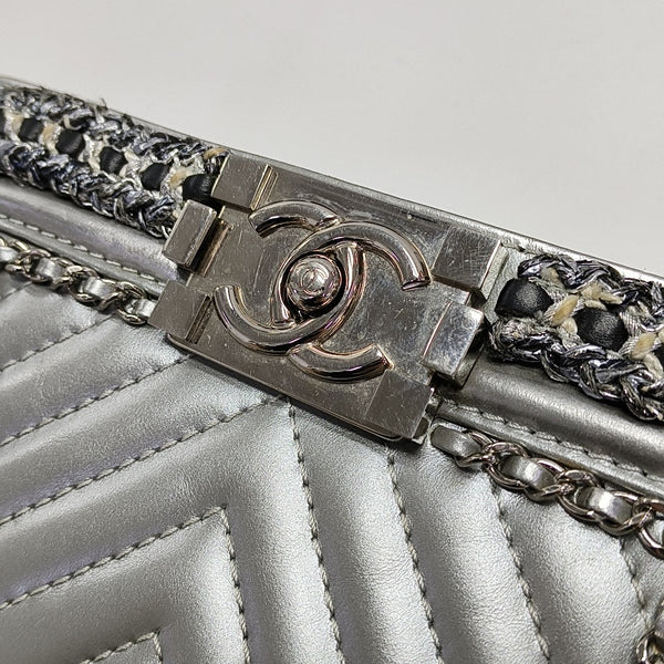 BOY CHANEL Small Chevron Calfskin Gray