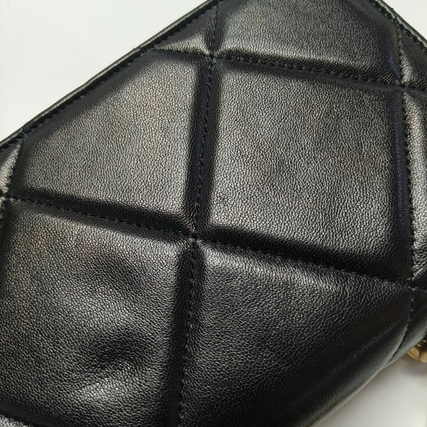 CHANEL 19 WOC Quilted Lambskin Black
