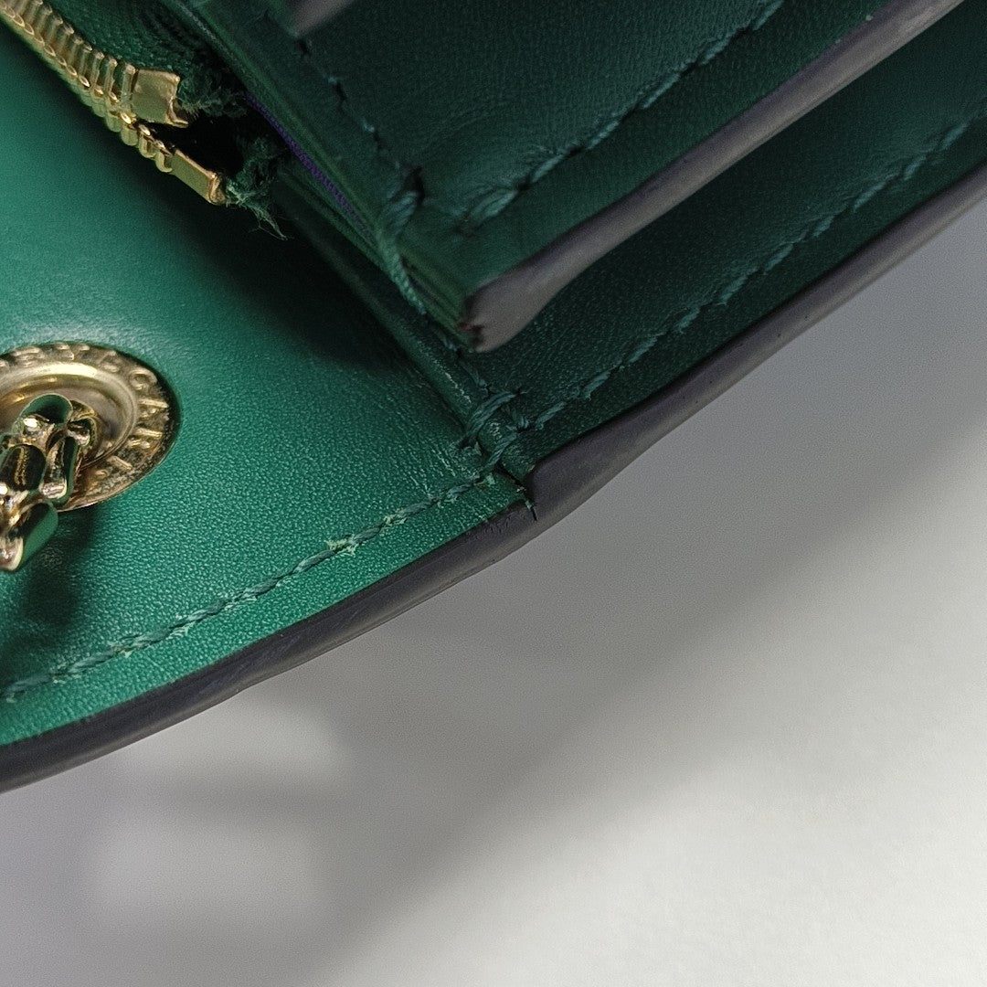 SERPENTI FOREVER Medium Calfskin Green