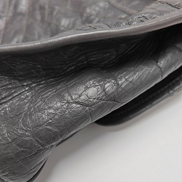 NIKI Medium Chevron Calfskin Gray