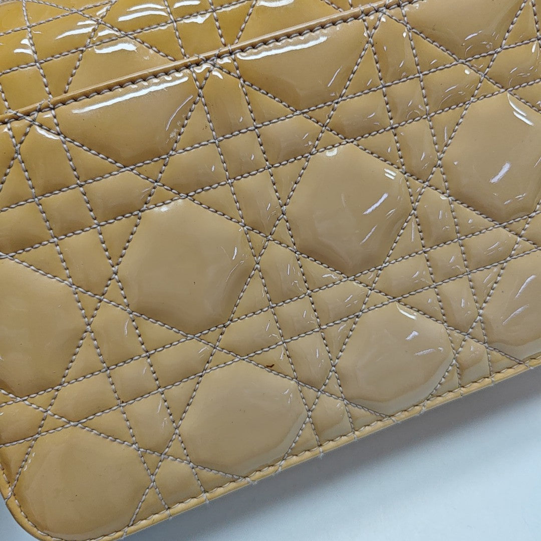 Rendez-Vous Cannage Patent Leather Yellow