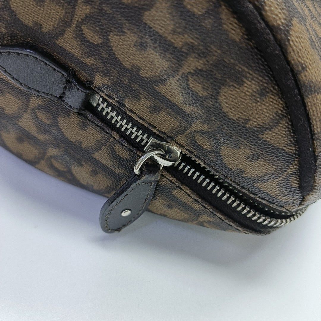 Oblique Coated Canvas Brown