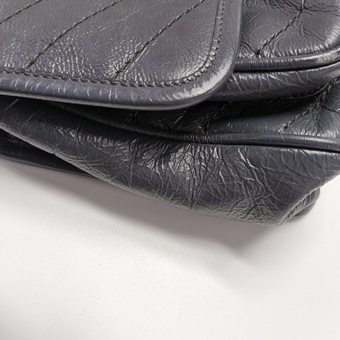 NIKI Small Chevron Calfskin Gray