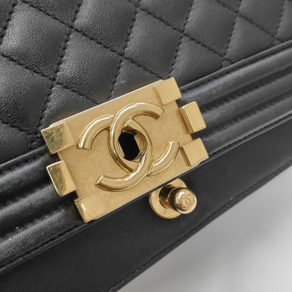BOY CHANEL Large Quilted Calfskin Black