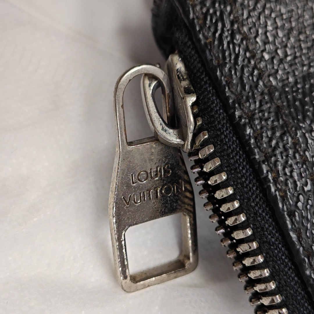 DISCOVERY Damier Graphite Coated Canvas Gray