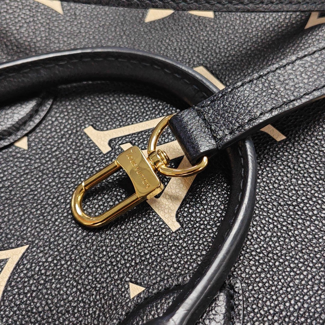 ONTHEGO PM Calfskin Black