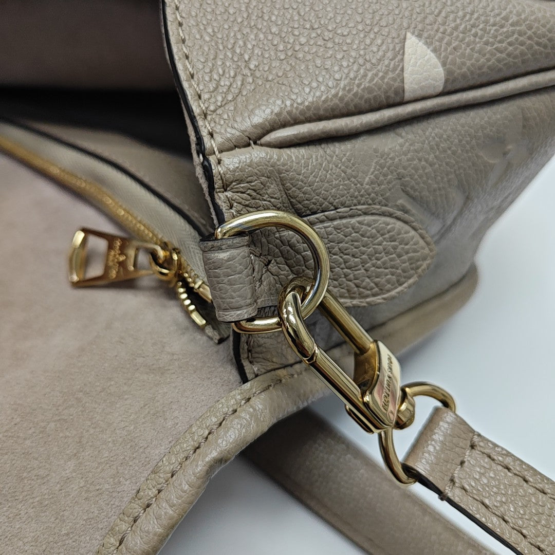 DIANE Monogram Calfskin Gray