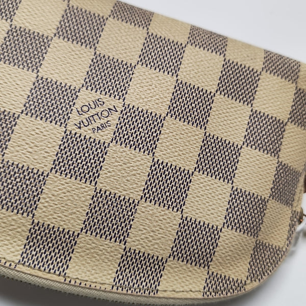 COSMETIC PM Damier Azur Coated Canvas White