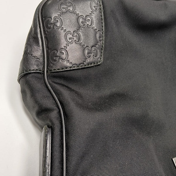 Messenger Fabric Black