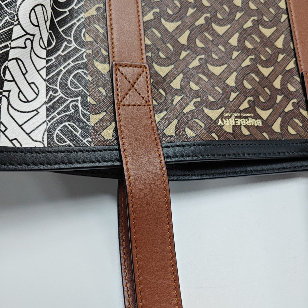 MONOGRAM Large Coated Canvas Brown