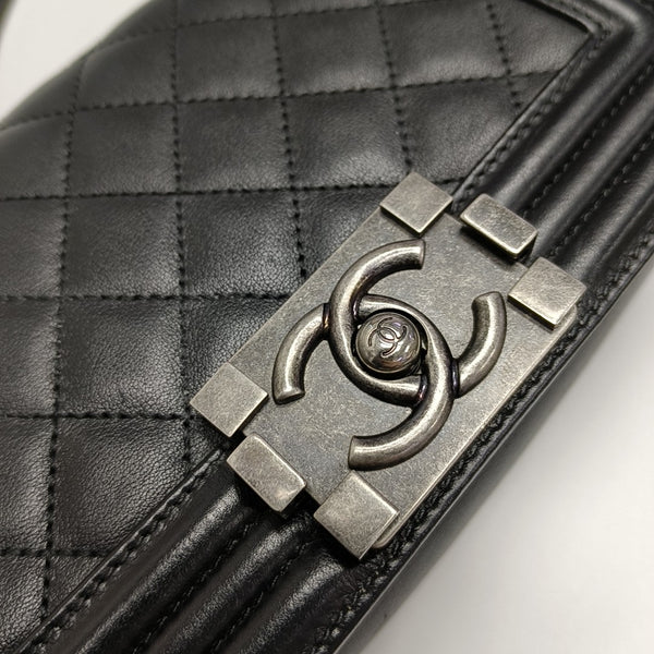 BOY CHANEL Small Quilted Calfskin Black