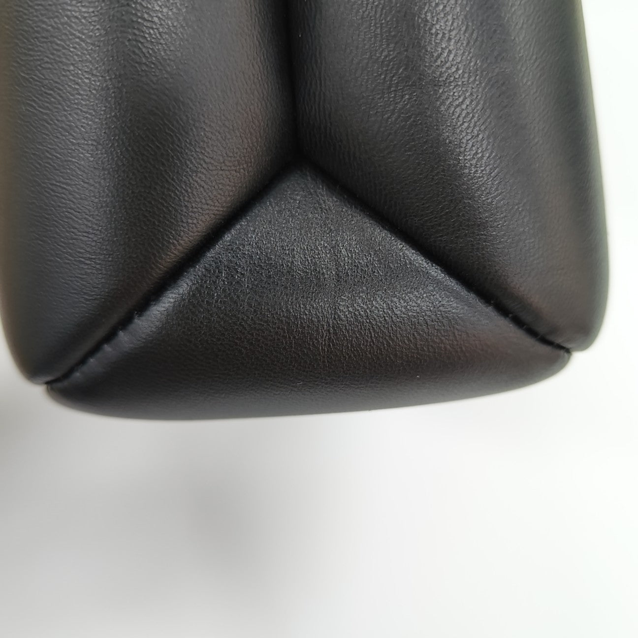 Peekaboo Extra Small Lambskin Black
