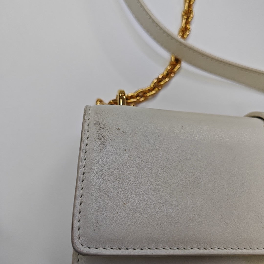 30 Montaigne East-West Mini Calfskin White